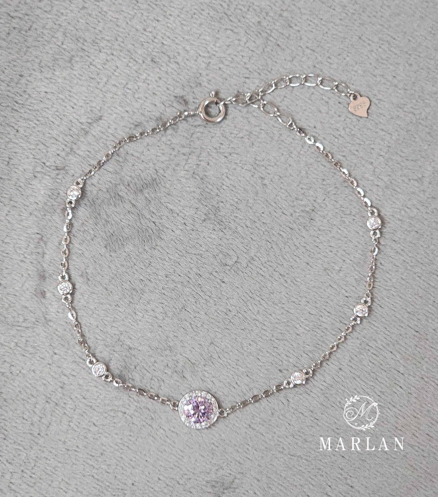 Moissanite Brilliant Lavender Aura Halo Bracelet(0.5ct)