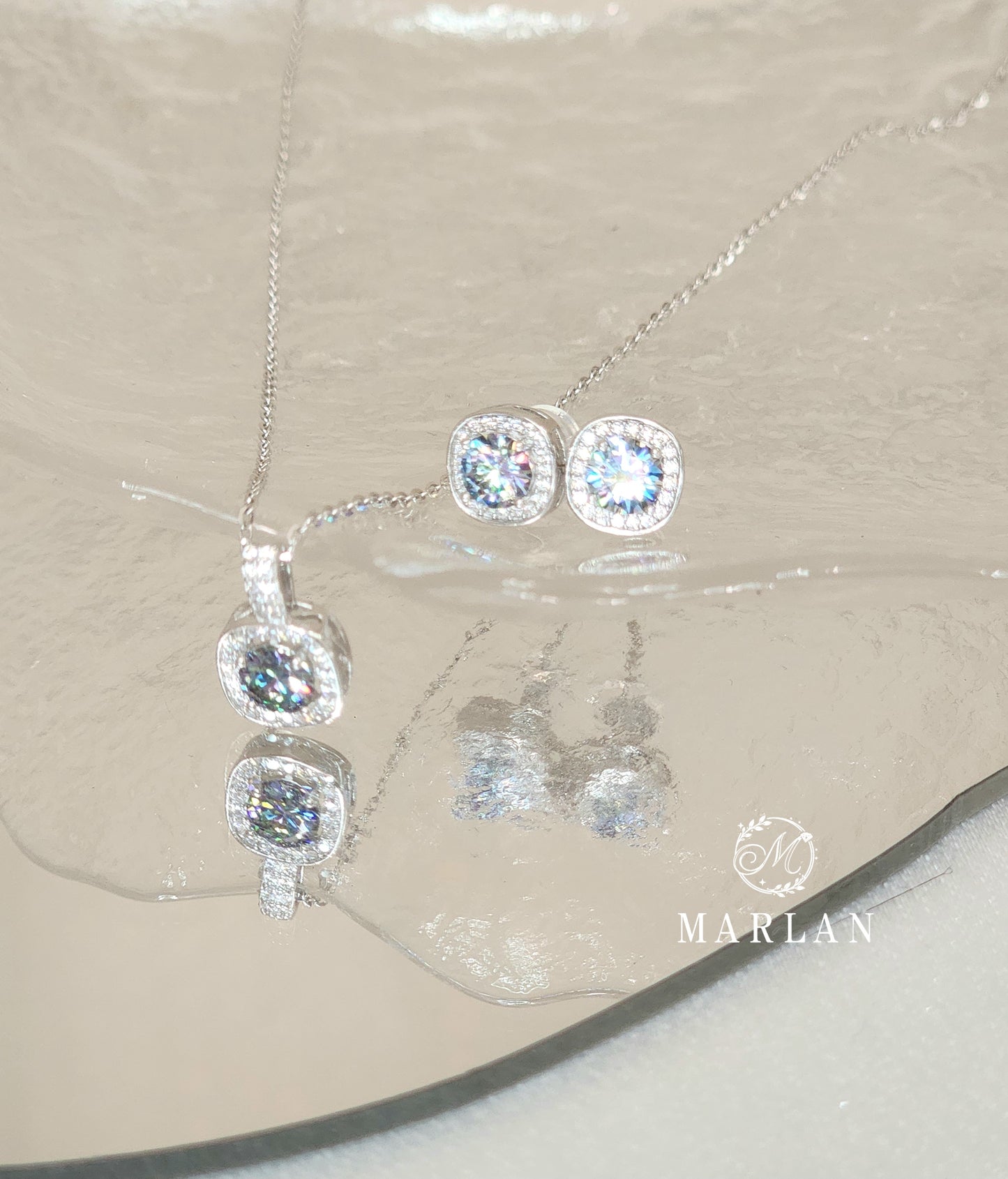 Moissanite Brilliant Aurora Borealis Halo Set(0.5ct)