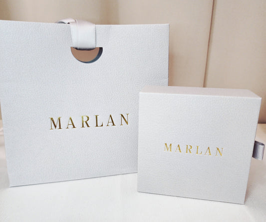 GIFT　WRAPPING