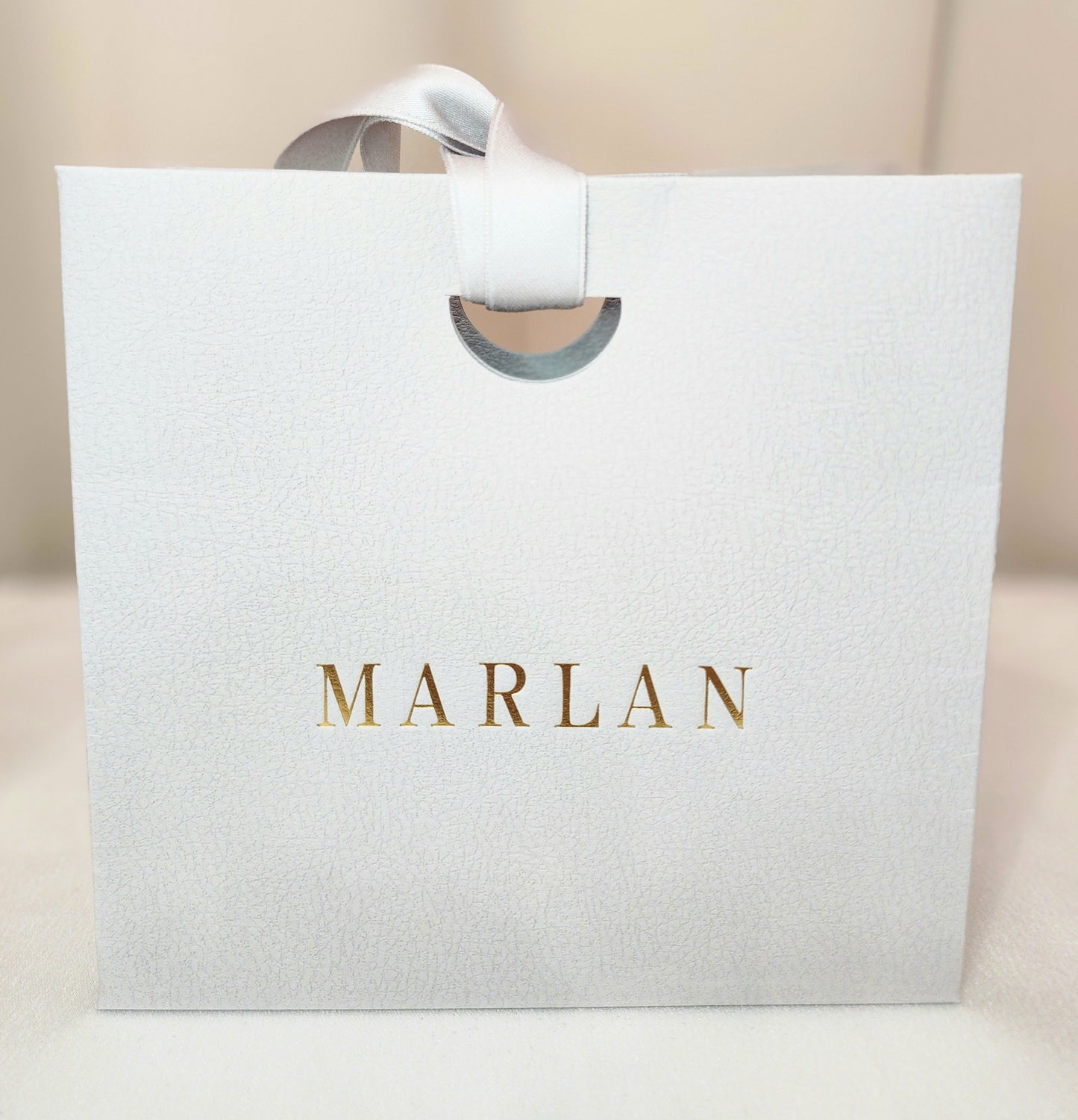 GIFT　WRAPPING