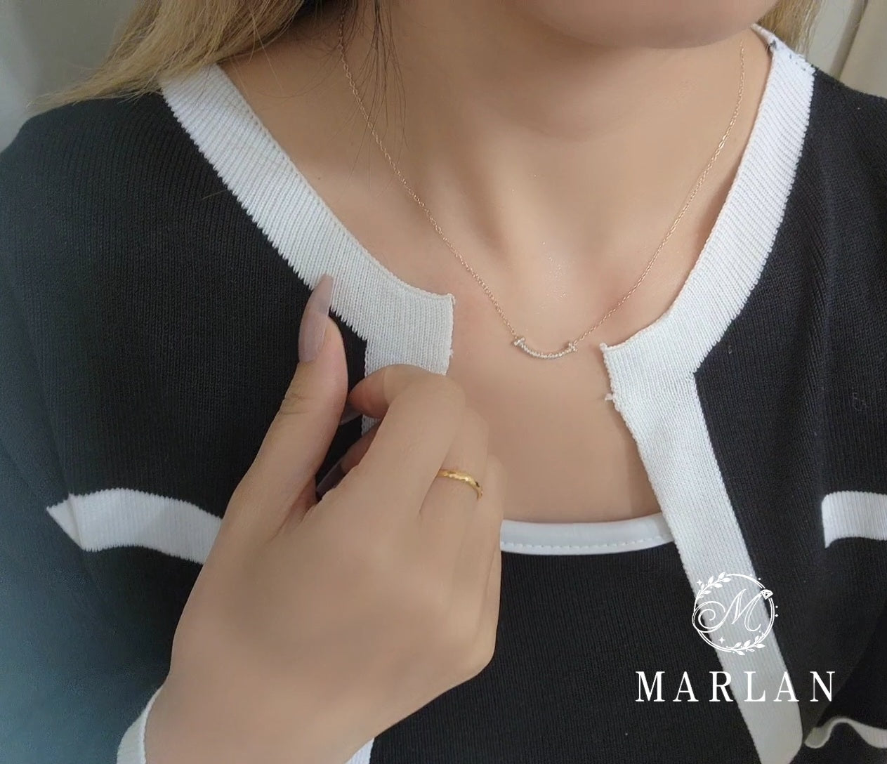 Smile Necklace